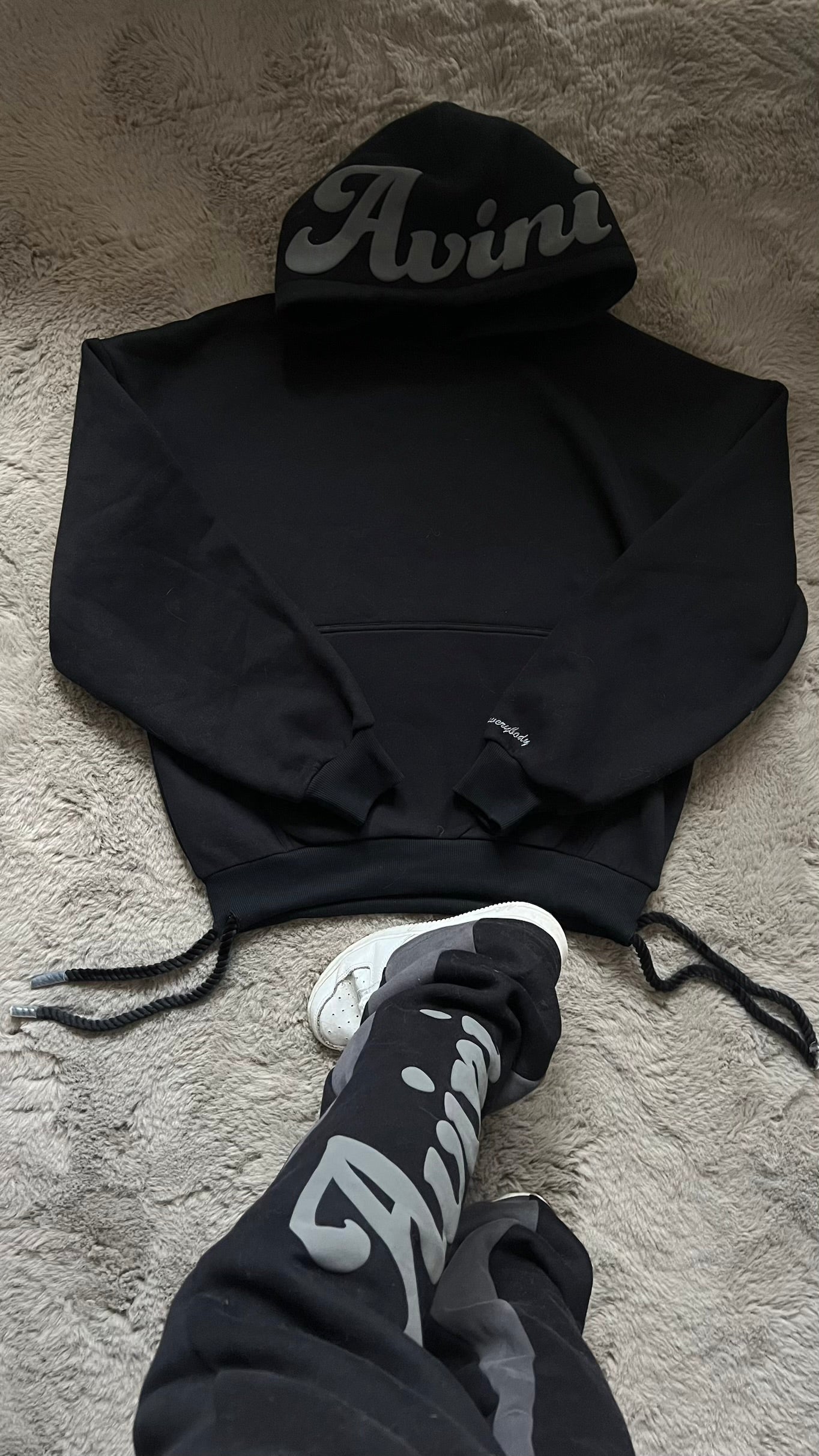 Black/grey pants